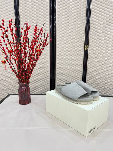 Picture of Fear of God x Birkenstock Shoes Women _SKUfw135203027fw